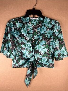 Zara Floral Tie Front Crop Top S Teal Black Flutter Sleeve Button Resort Wear
